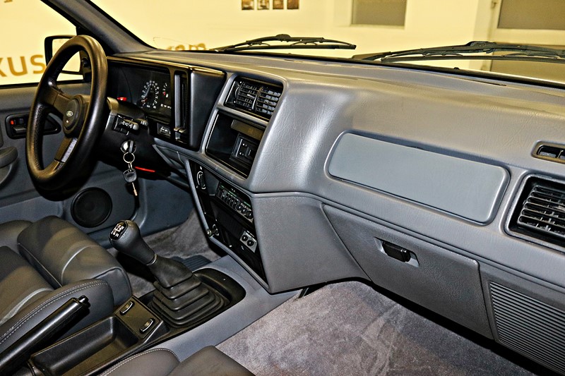 1988 Ford Sierra Cosworth 4door 38.000Kms